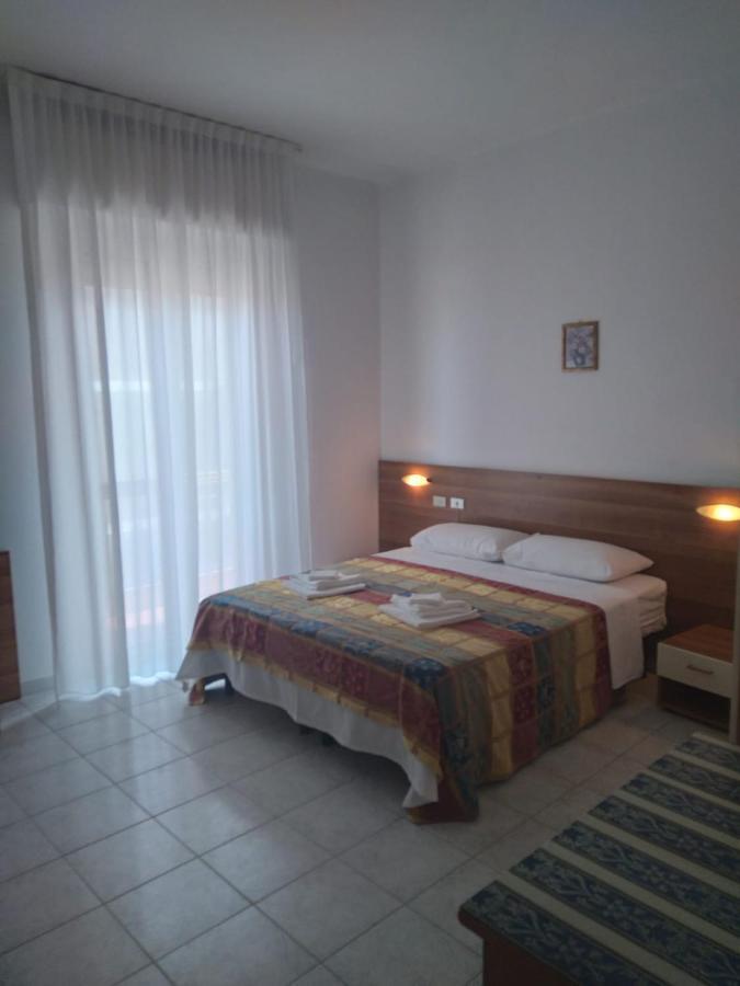 Hotel Acapulco ريميني المظهر الخارجي الصورة