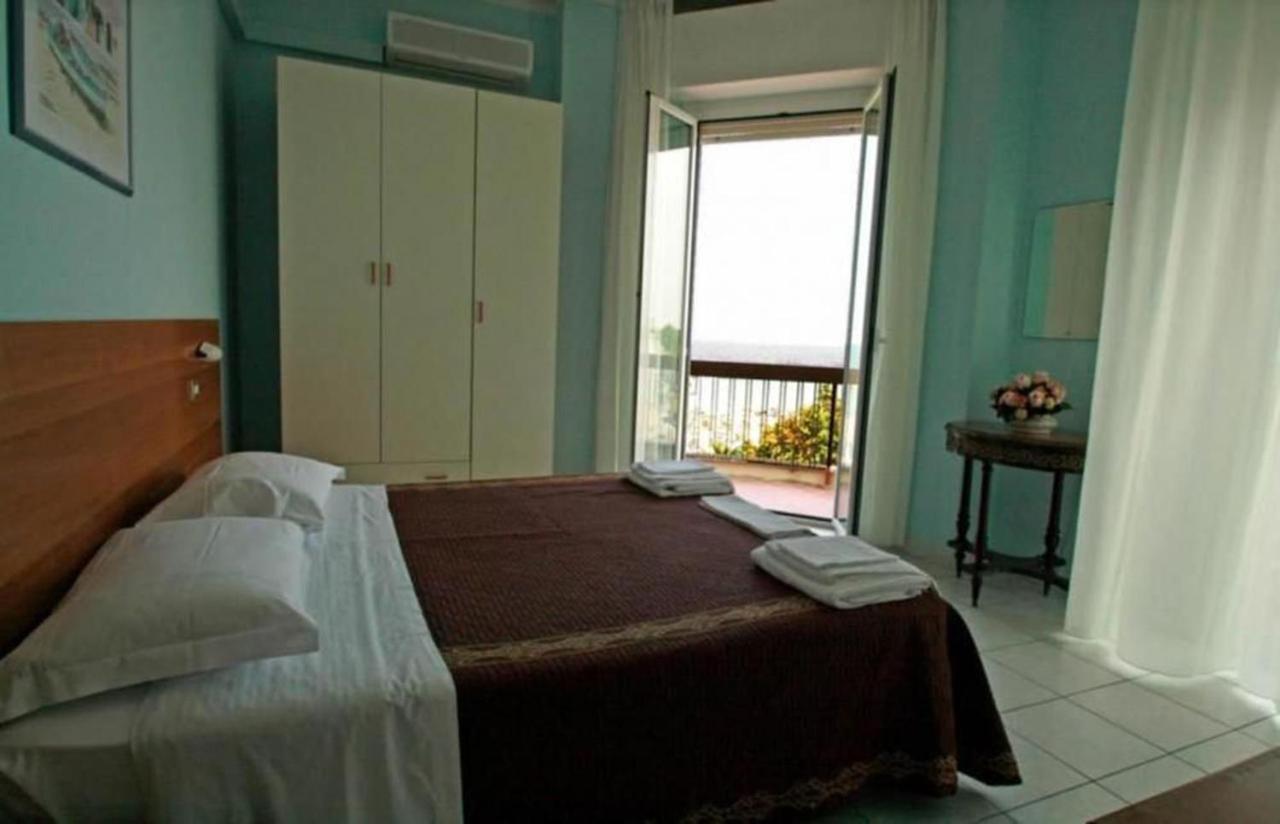 Hotel Acapulco ريميني المظهر الخارجي الصورة