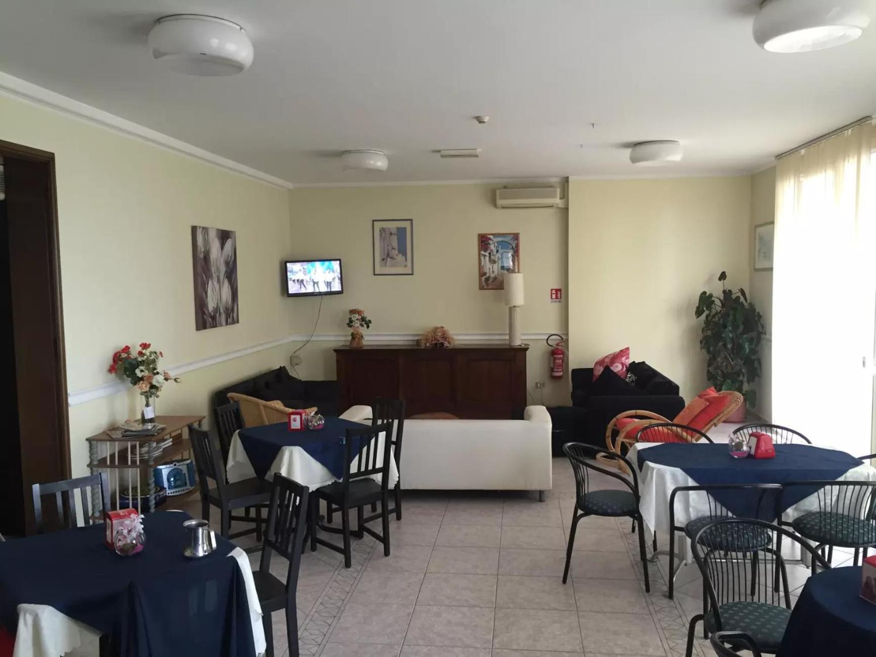 Hotel Acapulco ريميني المظهر الخارجي الصورة